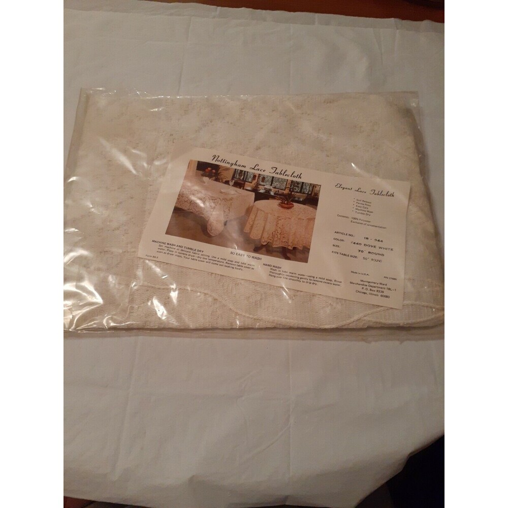 Vtg Montgomery Ward Fabric Tablecloth 440 Dove White 70" Round Article 18-944